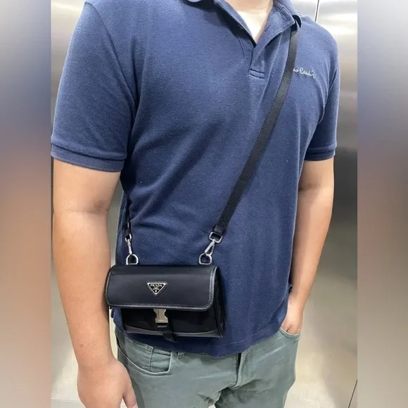 Prada.Re-Nylon And Saffiano Leather Phone holder Pouch Strap, Mint Condition💯 - Picture 2 of 13
